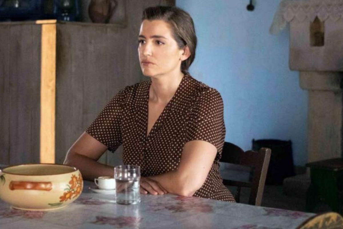 Άγριες Μέλισσες: Σεβαστοί εναντίων Ακύλα