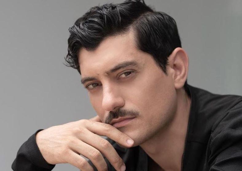 Σασμος : Θοδώρα και αστυνόμος Χριστογιάννης έρχονται κοντά