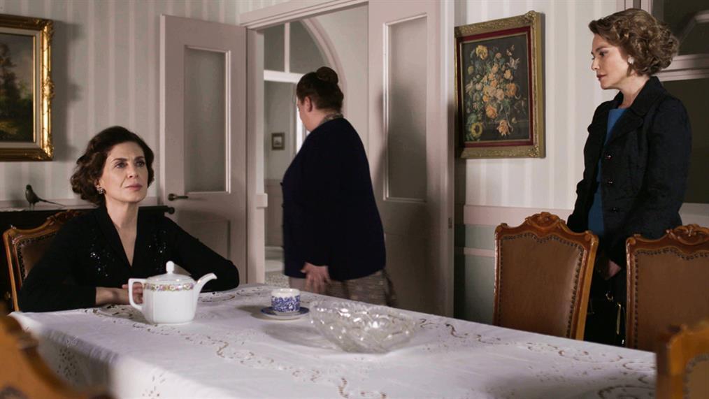 Άγριες Μέλισσες: Η Κορίνα Μαθαίνει πως ο Ακύλας δεν είναι μπαμπάς της