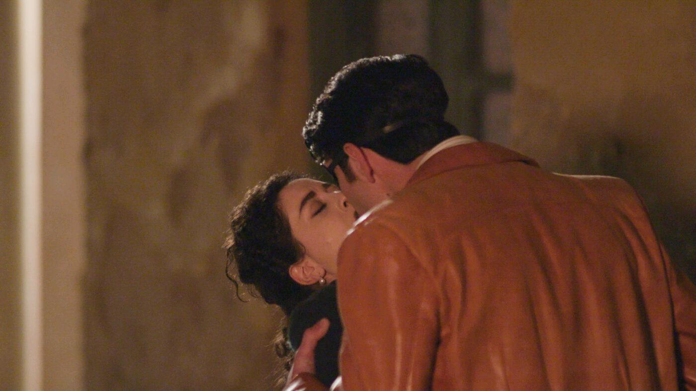 Άγριες -Μέλισσες- Πηνελόπη – Μελέτης Άγριες -Μέλισσες- Πηνελόπη – Μελέτης