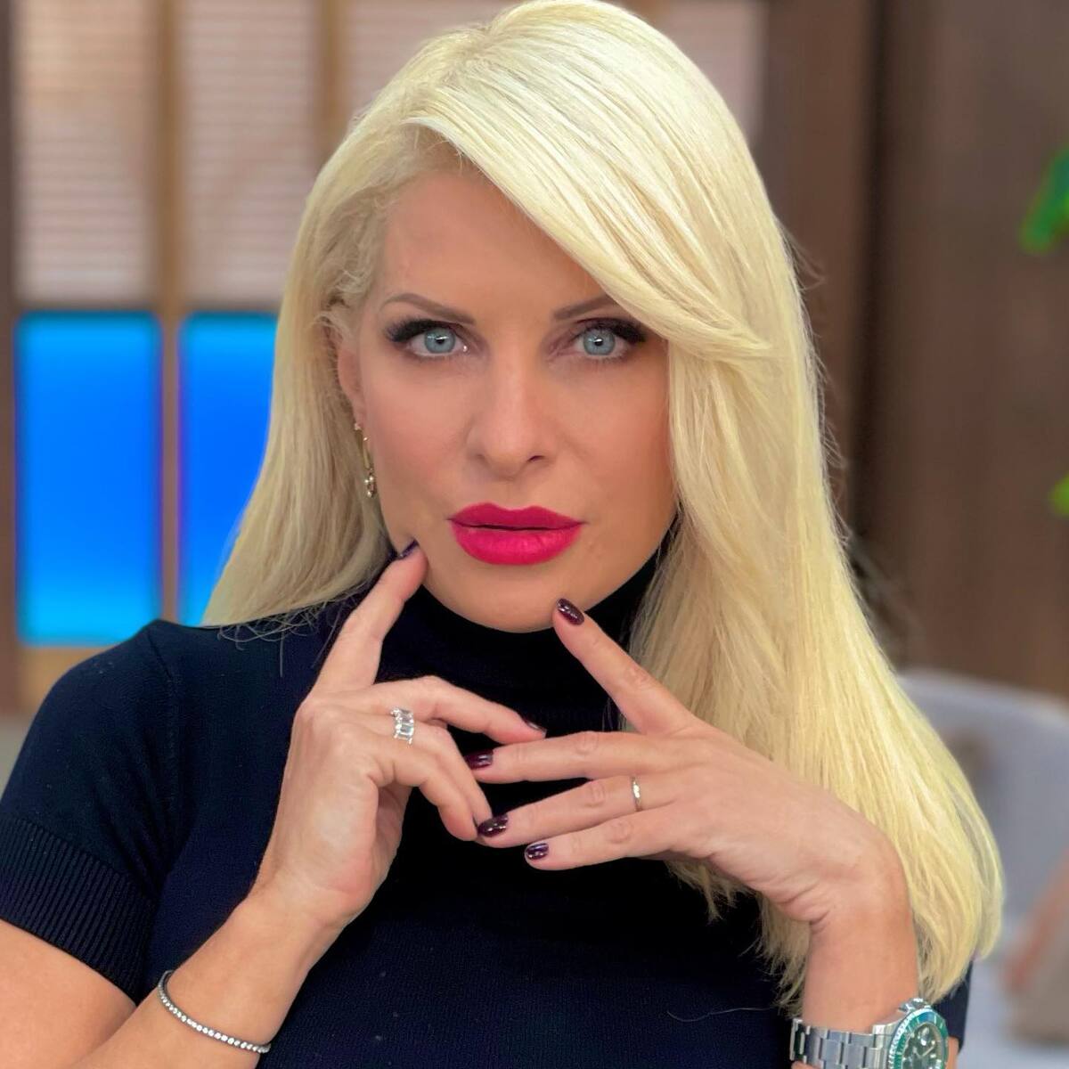 Ελένη Μενεγάκη: Τα 4 top μυστικά της για να είσαι πάντα όμορφη