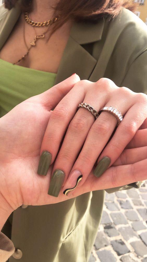 χακί-νύχια-με-σχέδια-για-τον-Μάρτιο-ιδέες-