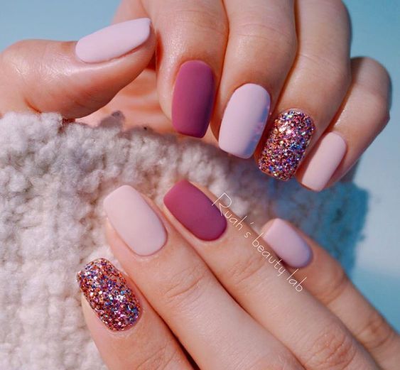 ιδέες-για-ανοιξιάτικο μανικιούρ-τον-Μάρτιο-