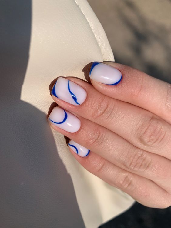 ιδέες-για-ανοιξιάτικο μανικιούρ-τον-Μάρτιο-