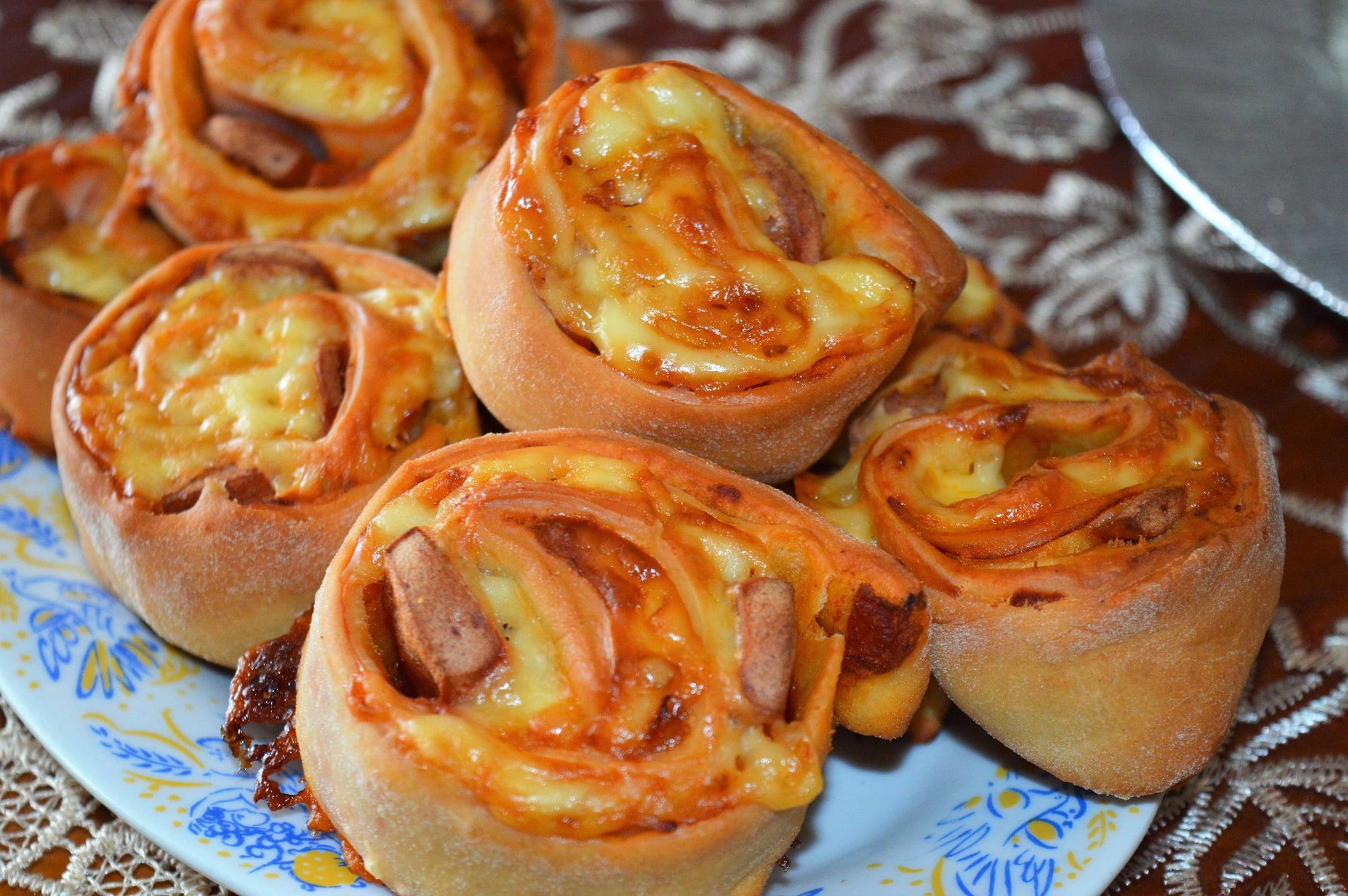 πιτσάκια-σε-ρολάκια-συνταγή-