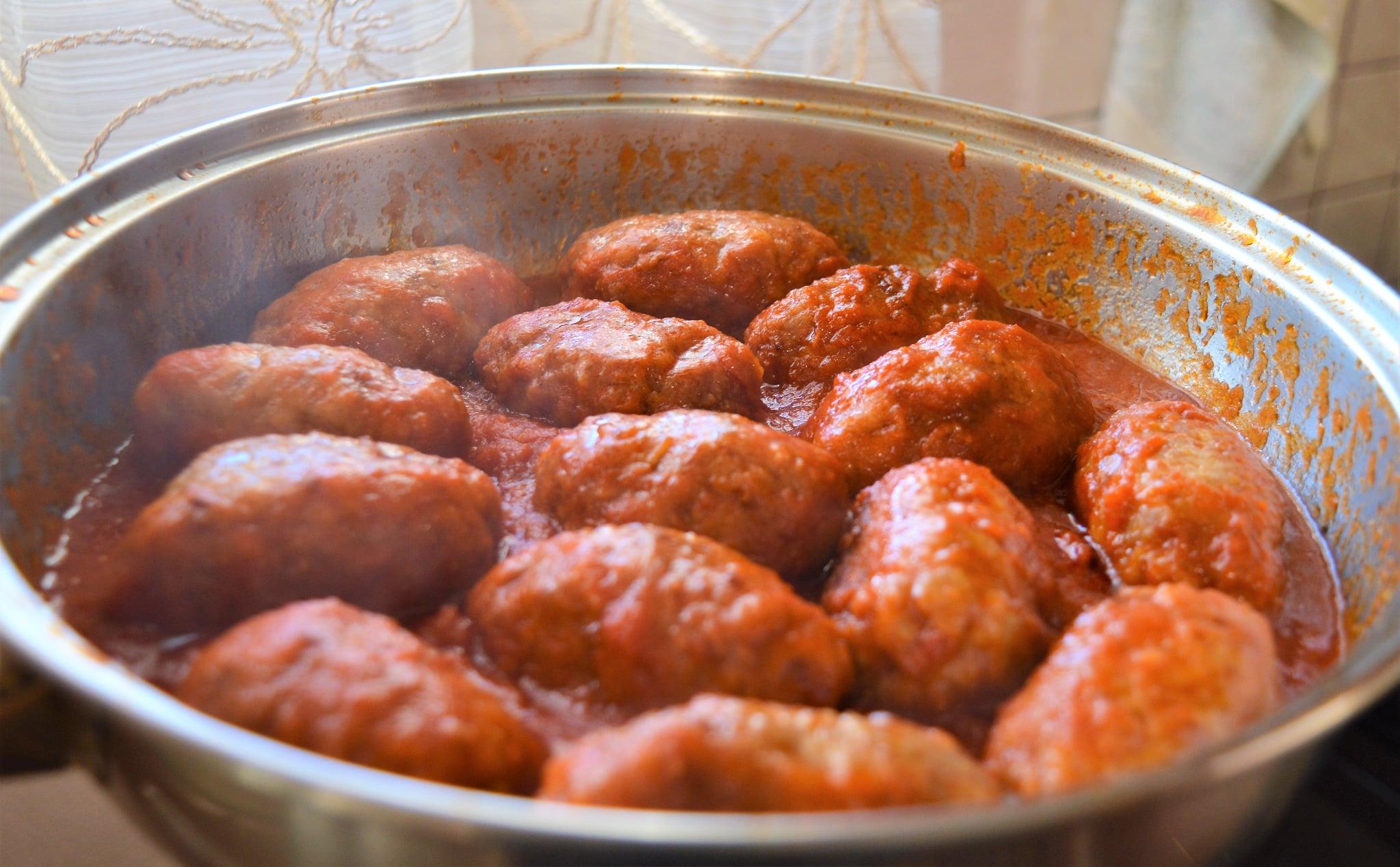 Σουτζουκάκια-Σμυρναίικα-συνταγή-