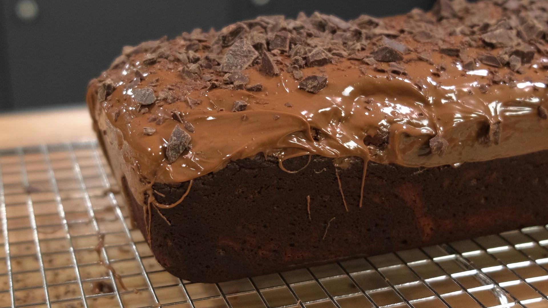 Οικονομικό σοκολατένιο κέικ