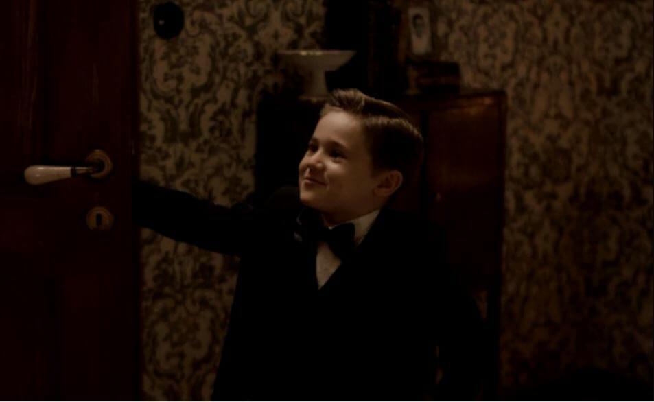 Agries-Melisses-O-Mikros-Sergios