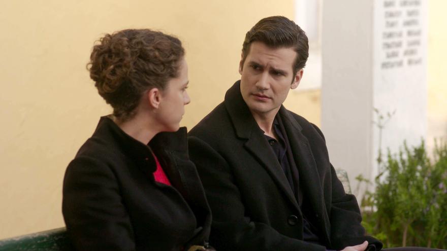 Άγριες Μέλισσες: Μυρσίνη με Ρένα προσπαθούν να πάρουν με το μέρος τους το Σέργιο