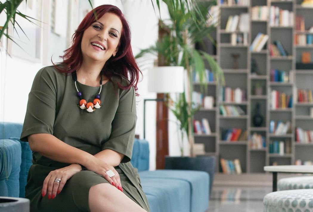 Η Γη της Ελιάς: Η Κατερίνα εισβάλει στη Μάνη και γίνεται το έλα να δεις