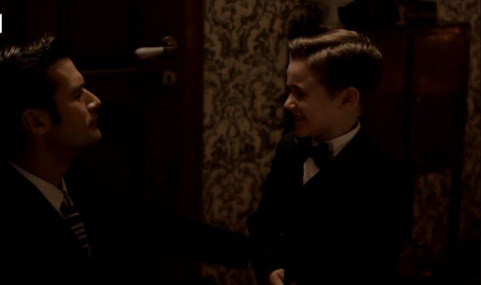 Άγριες-Μέλισσες-Νικηφόρος-Μικρός-Σέργιος 