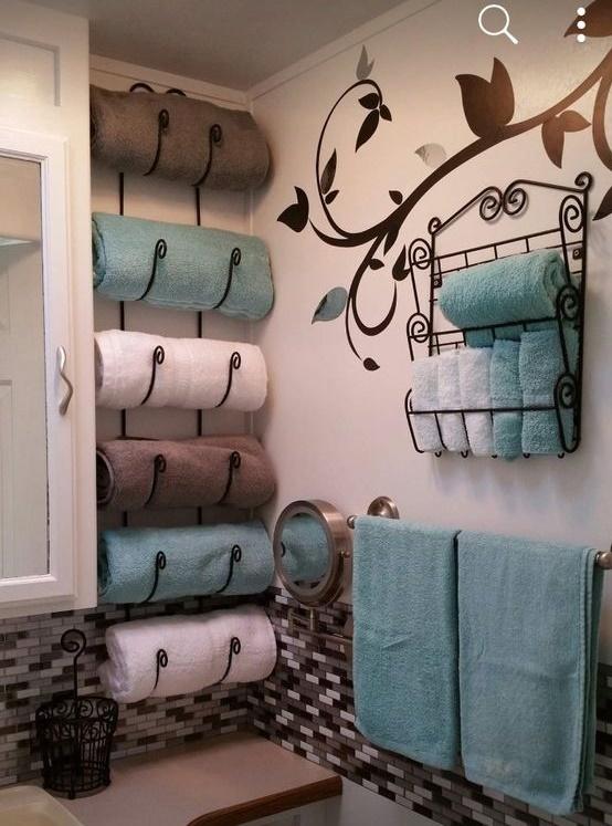 αυτοκόλλητα τοίχου-με-λουλούδια-στο-μπάνιο-ιδέες-για-ανοιξιάτικη διακόσμηση-