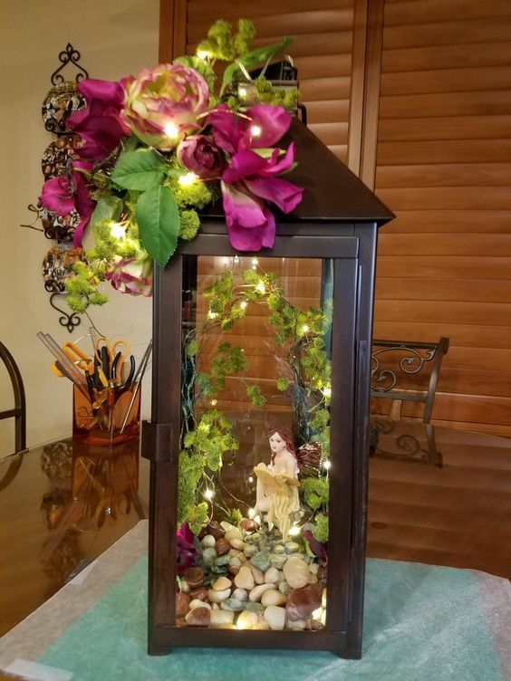 φαναράκια-με-λουλούδια-Άνοιξη 2022-ιδέες-για-ανοιξιάτικη διακόσμηση-στο-σπίτι-