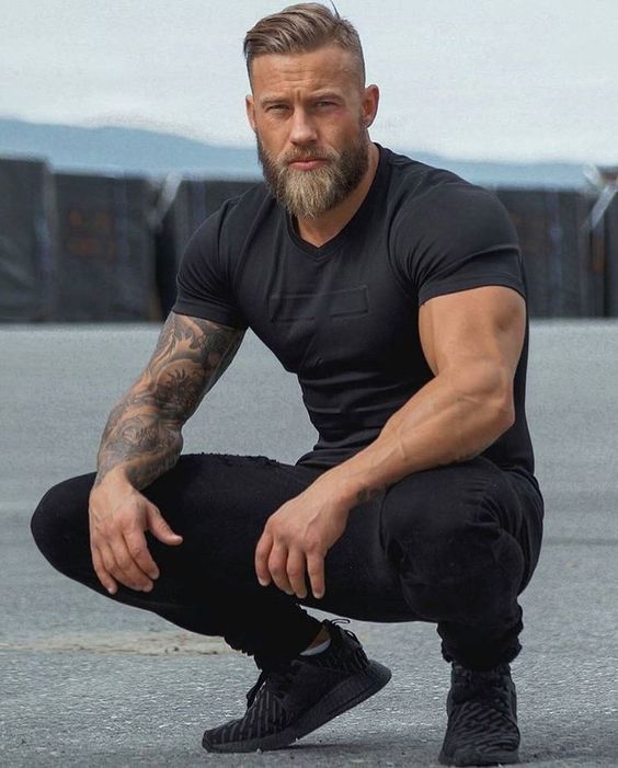 μούσια-στους-άντρες-ιδέες-για-αντρικά κουρέματα-και-χτενίσματα-Άνοιξη 2022- μούσια-στους-άντρες-ιδέες-για-αντρικά κουρέματα-και-χτενίσματα-Άνοιξη 2022-