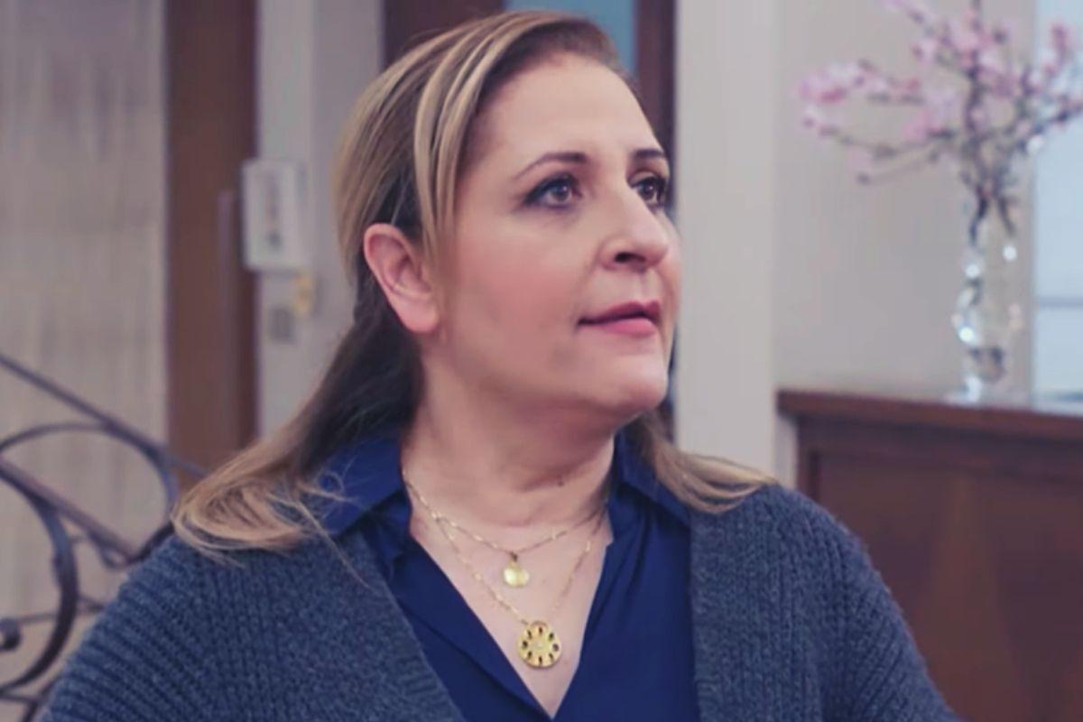 Η Γη της Ελιάς: Τι κρύβει η μητέρα του Δημήτρη;