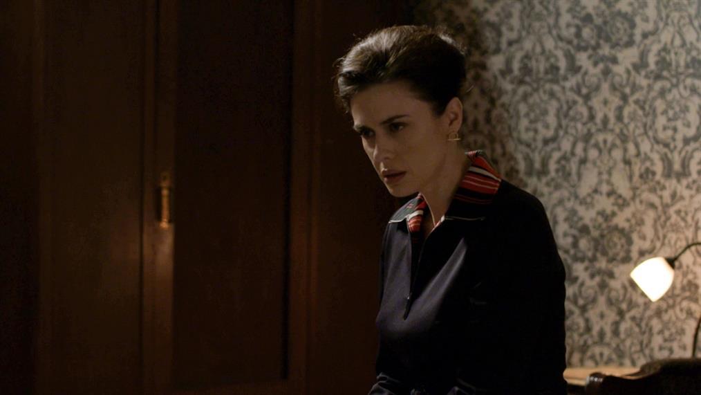 Άγριες Μέλισσες: Η Ρένα θεωρεί πως έιναι πολύ ανώτερη από την Ασημίνα