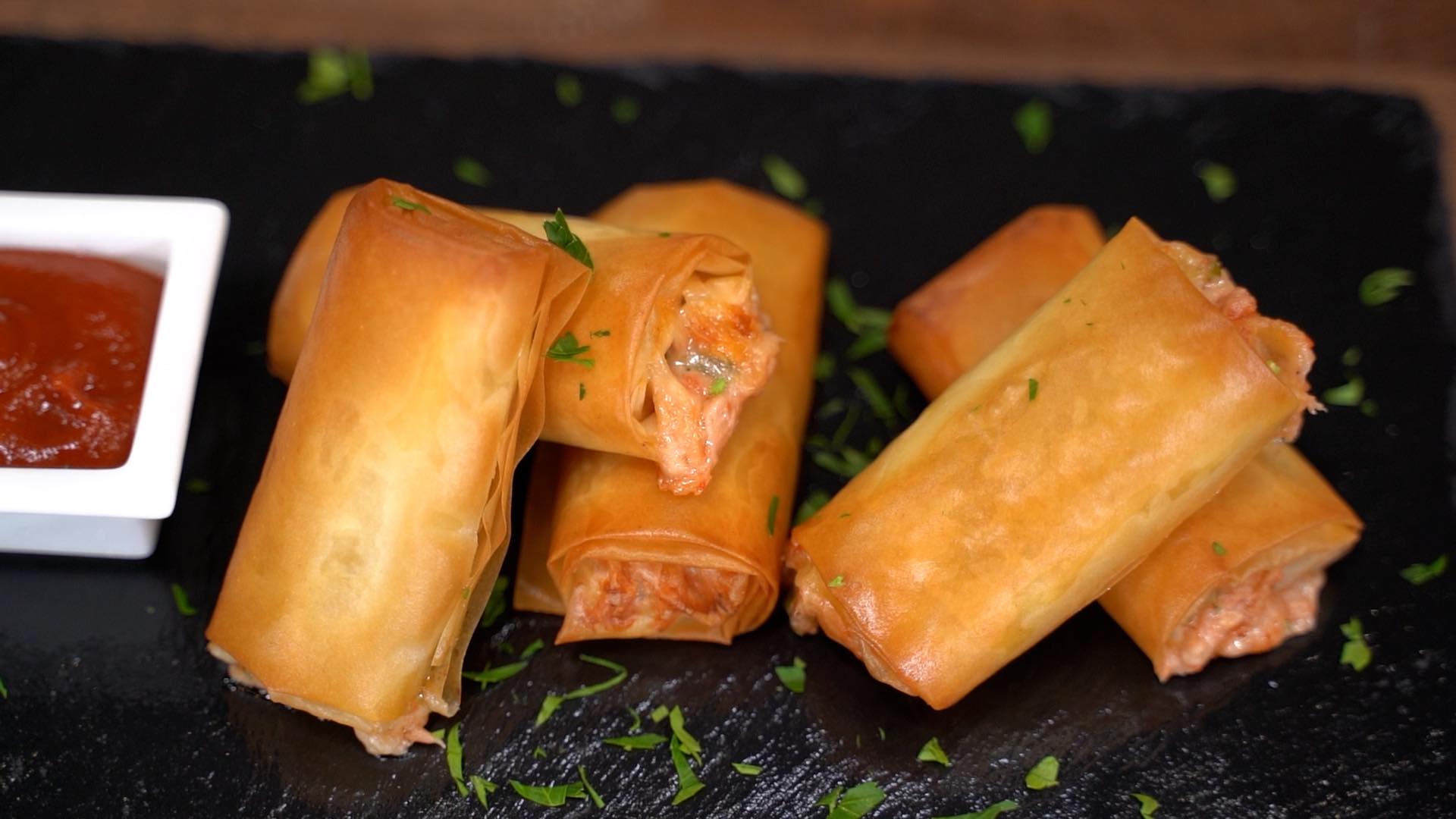 Ρολάκια- με -φύλλο- κρούστας- και- τόνο-