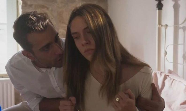 Η Γη της Ελιάς: Ο Αλέξης πάει στην Μυρτάλη για να την σκοτώσει