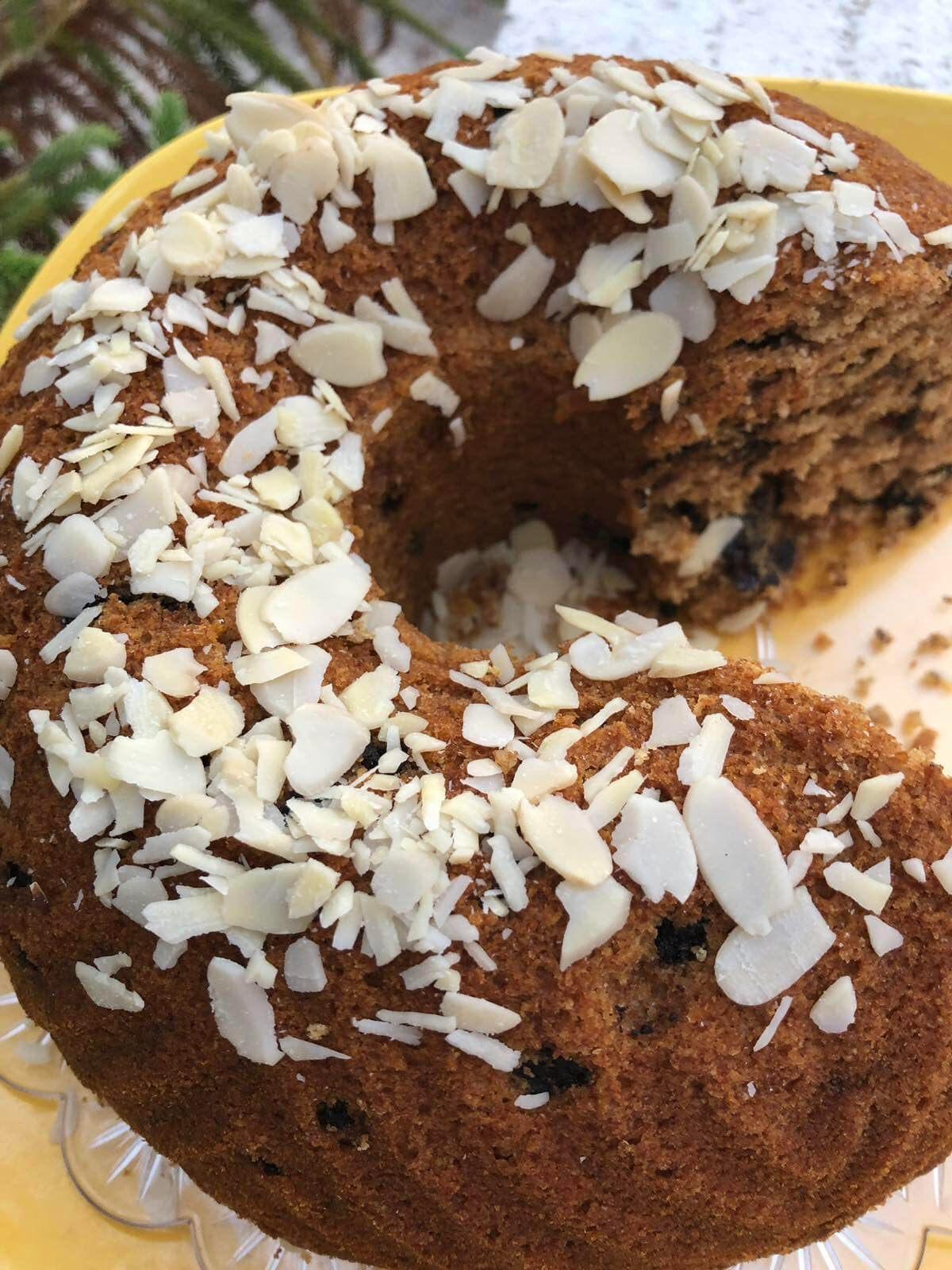 νηστίσιμο-κέικ-με-βρώμη-και-ταχίνι-