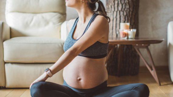 Yoga για εγκύους: Τα προτερήματα της yoga στη μέλλουσα μαμά