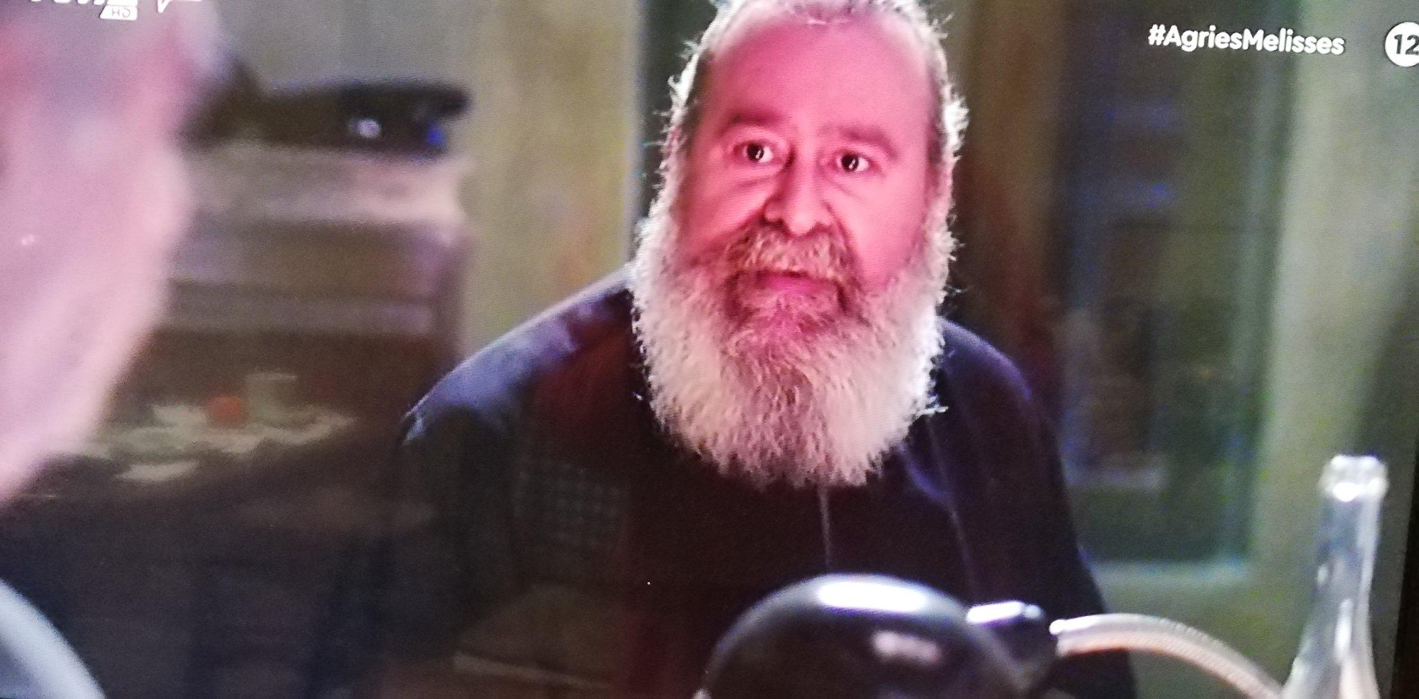 Άγριες Μέλισσες: Ο παπα Γρηγόρης μπαίνει σε παύση καθηκόντων