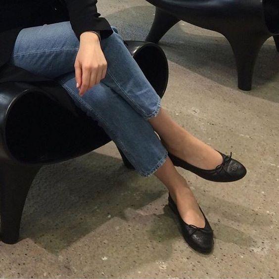 τάσεις-στα-γυναικεία-φλατ παπούτσια-για-την-Άνοιξη 2022-μπαλαρίνες-