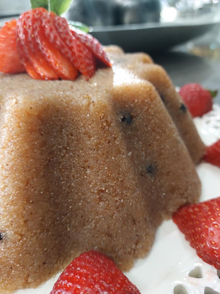 Χαλεπιανά-χαλβάς-σιμιγδαλένιος-με-σταφίδες-μήλο-και-φιστίκια Αιγίνης-συνταγή- Χαλεπιανά-χαλβάς-σιμιγδαλένιος-με-σταφίδες-μήλο-και-φιστίκια Αιγίνης-συνταγή-