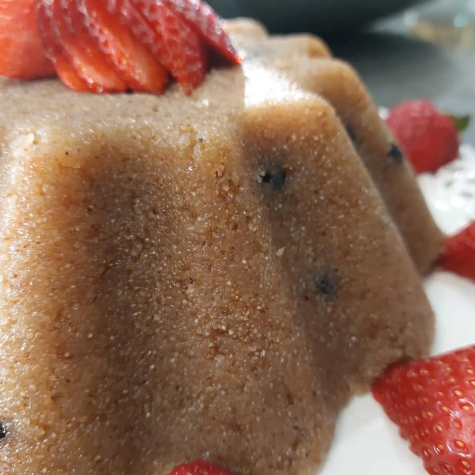 Χαλεπιανά-χαλβάς-σιμιγδαλένιος-με-σταφίδες-μήλο-και-φιστίκια Αιγίνης-συνταγή- Χαλεπιανά-χαλβάς-σιμιγδαλένιος-με-σταφίδες-μήλο-και-φιστίκια Αιγίνης-συνταγή-