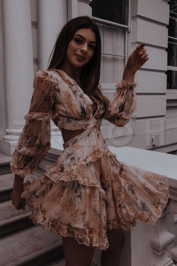 Φλοράλ φορέματα: 18 ιδέες για την Άνοιξη Φλοράλ φορέματα: 18 ιδέες για την Άνοιξη