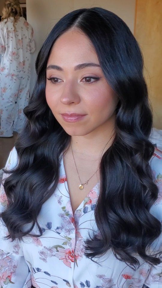 χωρίστρα-στη-μέση-τάσεις-Άνοιξη Καλοκαίρι 2022-στα-μαλλιά-ιδέες-