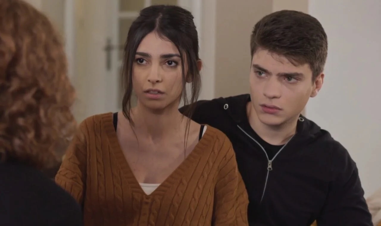 Η-Γη-της-Ελιάς-Βασιλική