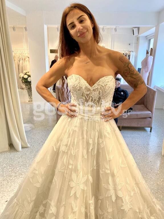 Η πρώτη πρόβα νυφικού της Αθηνά Ευμορφιάδη!