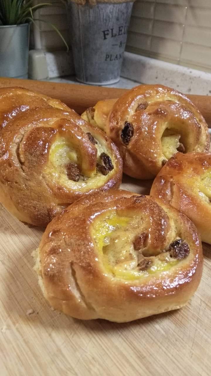 Δανέζικα- ρολάκια- με -σιμιγδαλόκρεμα-