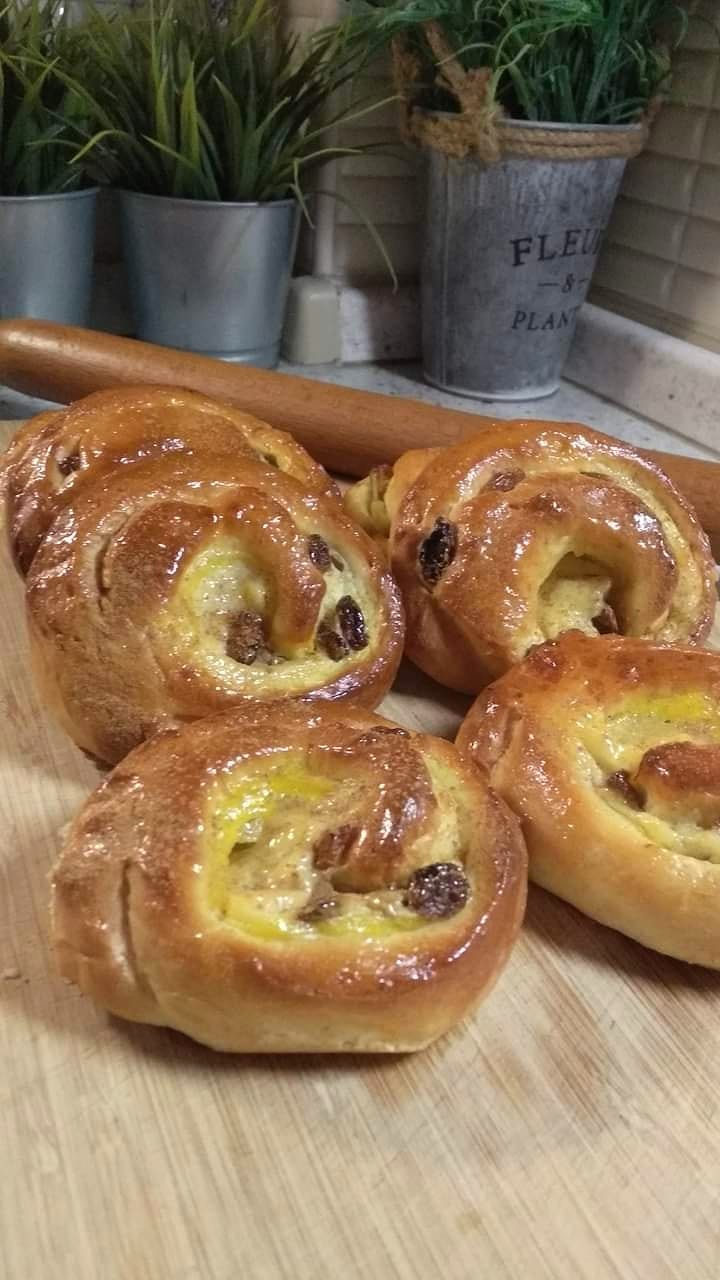 Δανέζικα- ρολάκια- με -σιμιγδαλόκρεμα-