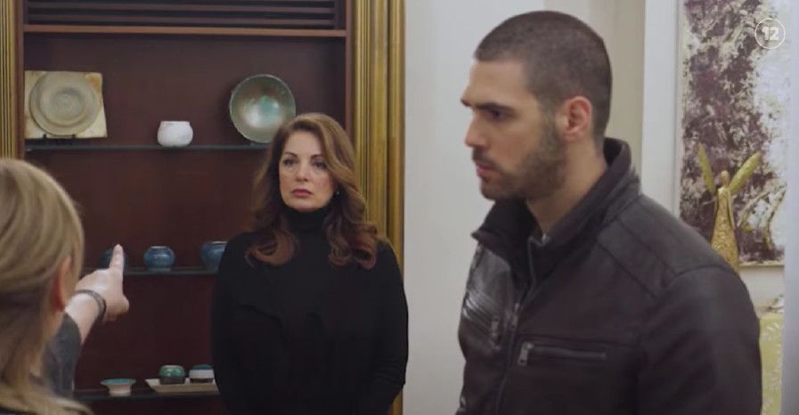 Η-Γη-Της-Ελιάς-Μητέρα-Δημήτρης Η-Γη-Της-Ελιάς-Μητέρα-Δημήτρης