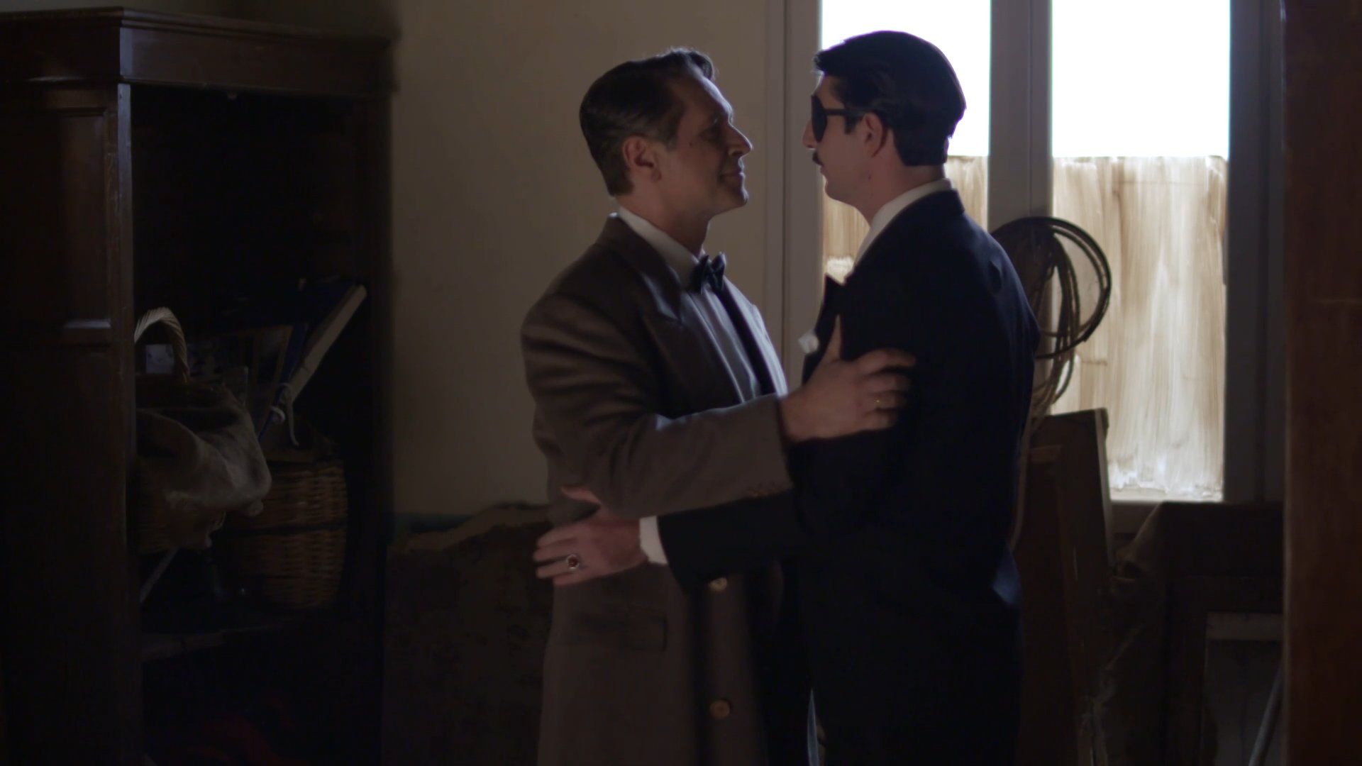 Άγριες Μέλισσες: Ο Ακύλας με τον Μελέτη μπαίνουν φυλακή