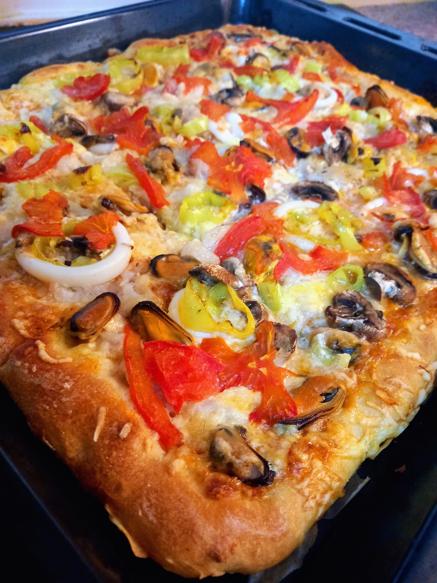 πίτσα-με-θαλασσινά-συνταγή- πίτσα-με-θαλασσινά-συνταγή-