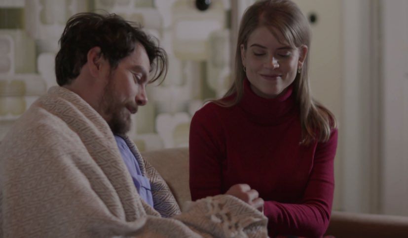 Άγριες Μέλισσες: Οι αρραβώνες της Δρόσως και του Κωνσταντή