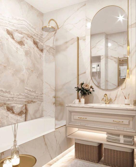 μπάνιο-με-χρυσό καθρέφτη-ιδέες-διακόσμησης μπάνιου-σε-χρυσό-και-λευκό-χρώμα-