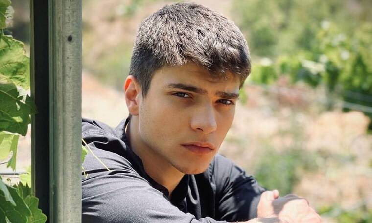 Η-Γη-της-Ελιάς-Φίλιππος