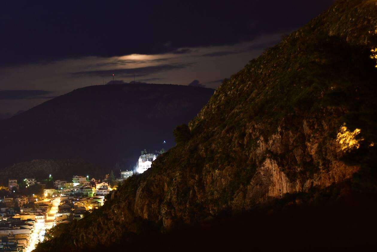 Πανσέληνος του Σκουληκιού: To ολόγιομο φεγγάρι που μας μάγεψε