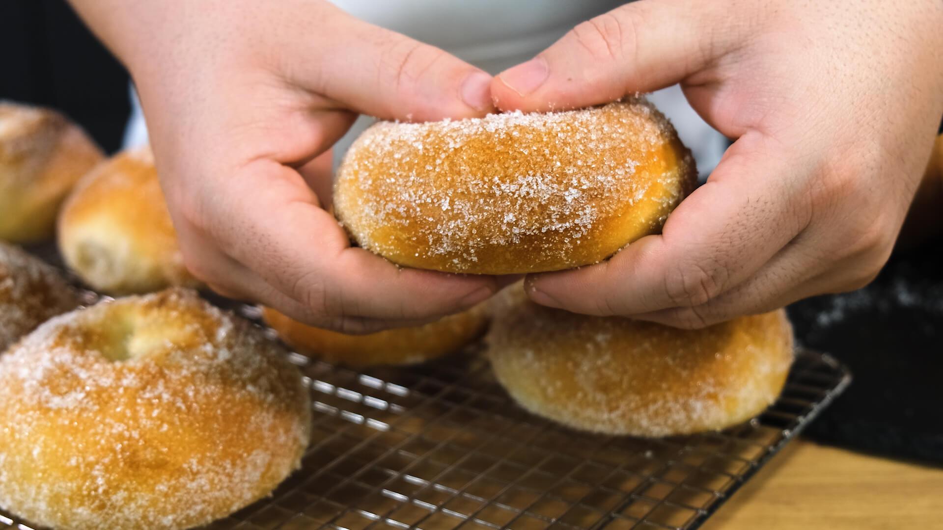 Νηστίσιμα-donuts φούρνου-από-τον-Παναγιώτη Παπαδάκη-συνταγή-