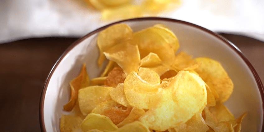 Σπιτικά-πατατάκια- σαν -αγοραστά- Σπιτικά-πατατάκια- σαν -αγοραστά-