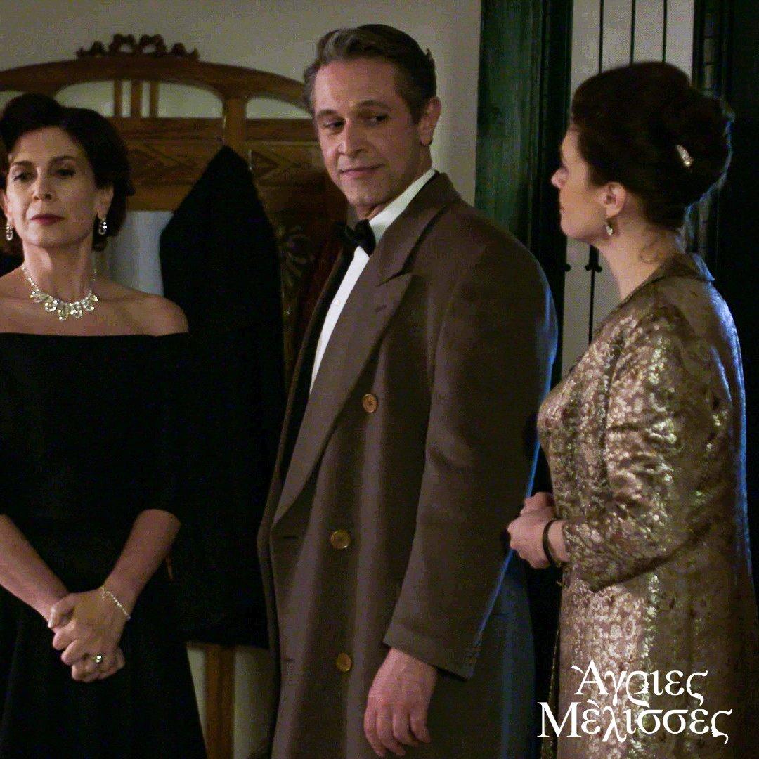 Άγριες μέλισσες : Η Μυρσίνη συμμαχεί με Ζωή για να διαλύσουν τον Ακύλα