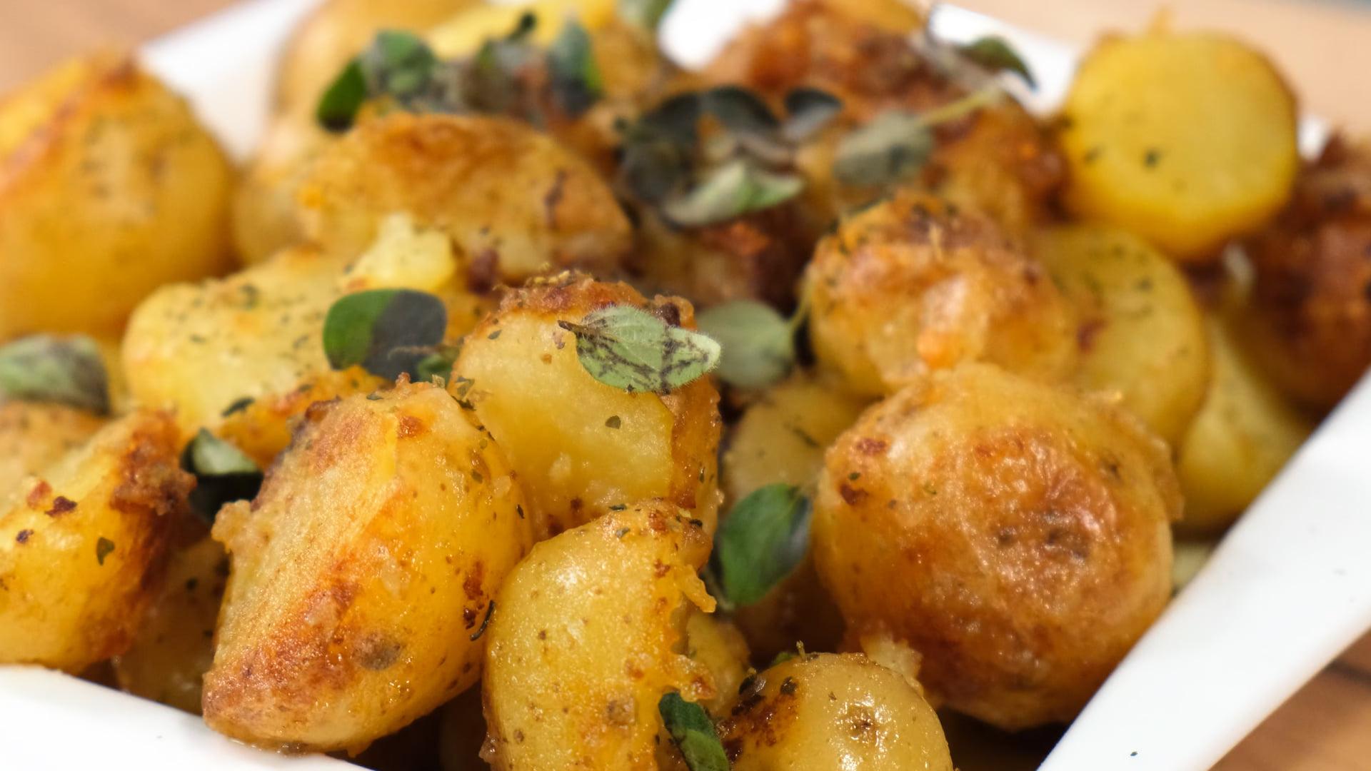 Σκορδάτες- πατάτες- μελωμένες- Σκορδάτες- πατάτες- μελωμένες-