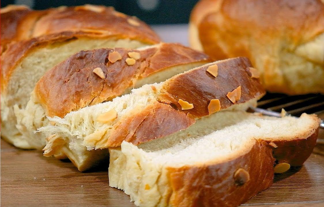 νηστίσιμα-τσουρέκια-για-την-Σαρακοστή-από-τον-Παναγιώτη Παπαδάκη-συνταγή-