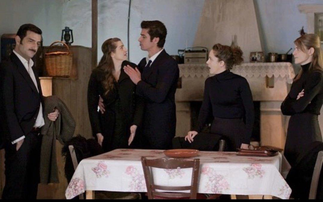 Άγριες Μέλισσες : Γυρίζει σελίδα ο Ζάχος