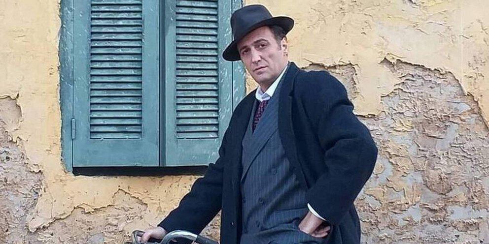 Άγριες μέλισσες : Tα λεφτά του Ακύλα κάνουν φτερά