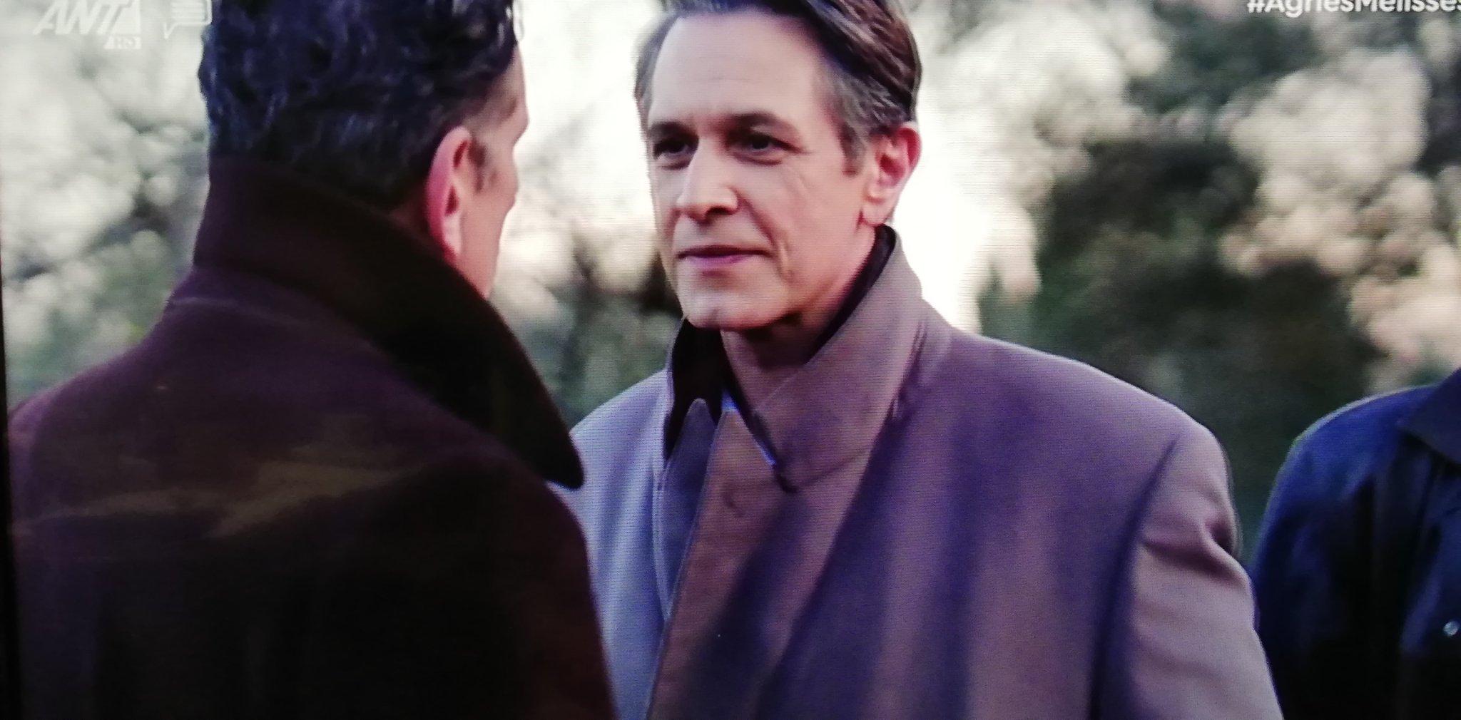 Άγριες μέλισσες : Tα λεφτά του Ακύλα κάνουν φτερά