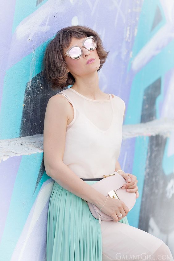 παστέλ-γυαλιά-ηλίου-τάσεις-στα-γυαλιά ηλίου-για-την-Άνοιξη Καλοκαίρι 2022-